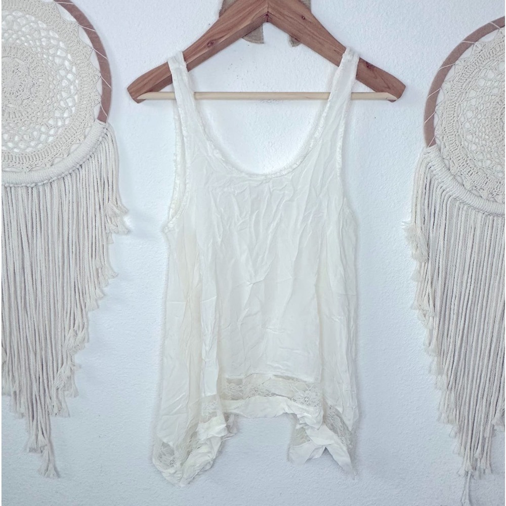 Free people cream oversized dainty lightweight shark bite hem tank top XS